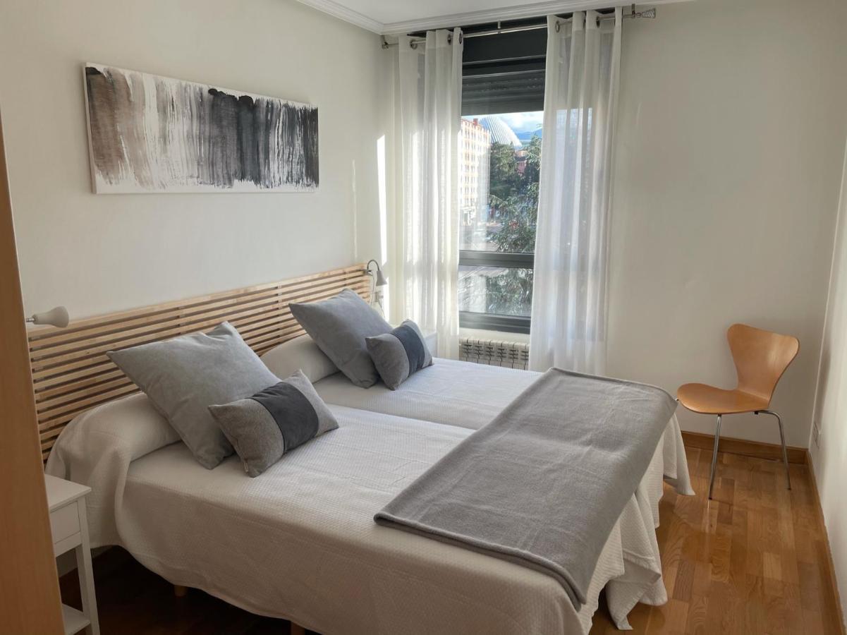 Apartamento Paseo De La Losa Oviedo Eksteriør bilde