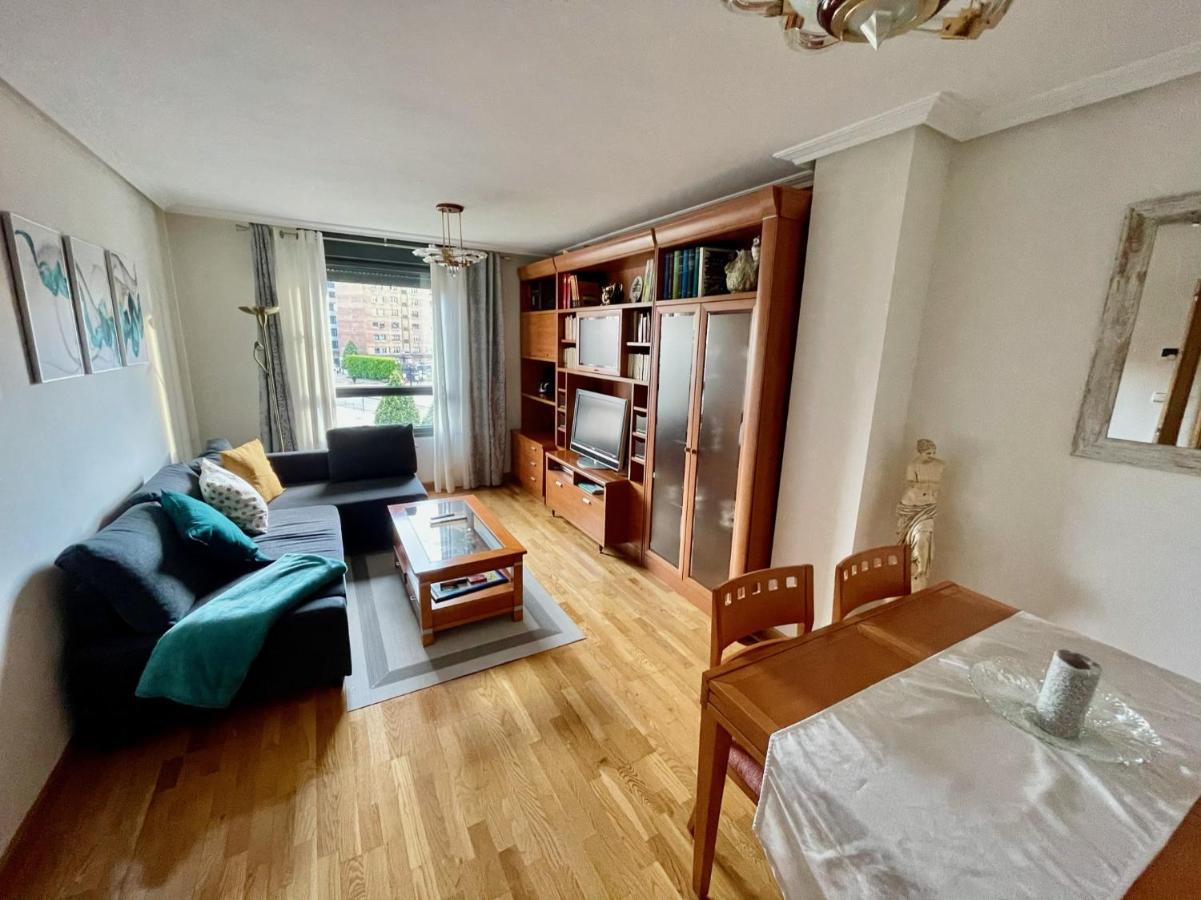 Apartamento Paseo De La Losa Oviedo Eksteriør bilde